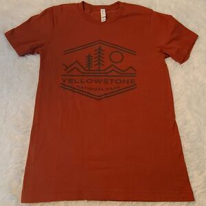 National Park Yellowstone Old Faithful T Shirt Small Sz S - Burnt Orange Mens